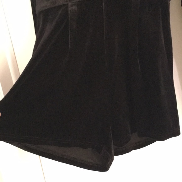 NWT Black Tobi Romper - Picture 4 of 7